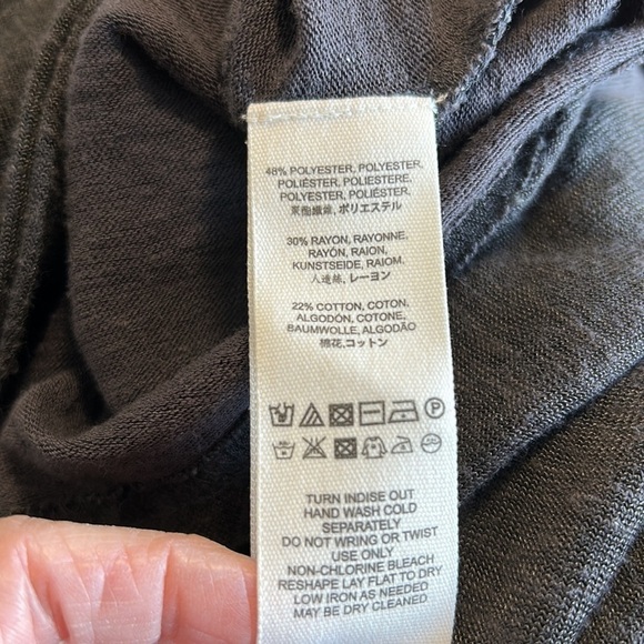 Free People Siesta Fiesta Top Embroidered
Henley Shirt Dark Grey Sz XS - Picture 11 of 12